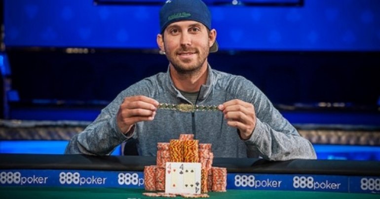 Julius Scores wins Top-Up Turbo No-Limit Hold'em WSOP 2016